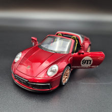 Load image into Gallery viewer, Explorafind 2021 Porsche 911 Targa 4S Metallic Red 1:32 Die Cast Car