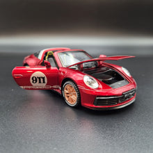 Load image into Gallery viewer, Explorafind 2021 Porsche 911 Targa 4S Metallic Red 1:32 Die Cast Car