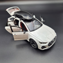 Load image into Gallery viewer, Explorafind 2022 Audi RS6 Avant White 1:24 Die Cast Car