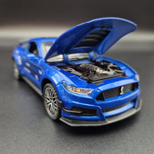 Load image into Gallery viewer, Explorafind 2022 Ford Mustang Shelby GT500 Blue 1:32 Die Cast Car