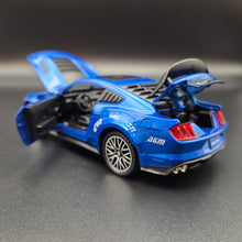Load image into Gallery viewer, Explorafind 2022 Ford Mustang Shelby GT500 Blue 1:32 Die Cast Car