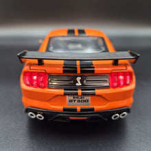 Load image into Gallery viewer, Explorafind 2022 Ford Mustang Shelby GT500 Orange 1:24 Die Cast Car