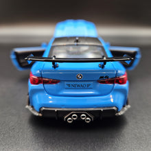 Load image into Gallery viewer, Explorafind 2023 BMW M4 G82 Coupe Blue 1:32 Die Cast Car