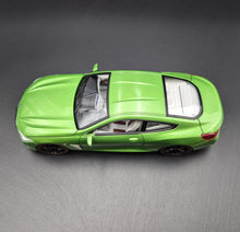 Load image into Gallery viewer, Explorafind 2023 BMW M8 840 Series Coupe Green 1:24 Die Cast Car