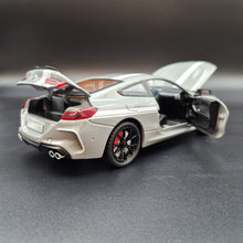 Load image into Gallery viewer, Explorafind 2023 BMW M8 Manhart MH8 800 Grey 1:24 Die Cast Car