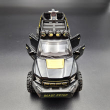 Load image into Gallery viewer, Explorafind 2023 Ford Raptor F-150 6x6 Black 1:24 Die Cast Pickup