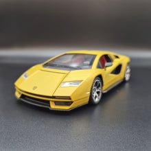 Load image into Gallery viewer, Explorafind 2023 Lamborghini Countach LPI 800-4 Matte Yellow 1:24 Die Cast Car