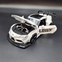 Load image into Gallery viewer, Explorafind 2023 Toyota Supra GT4 White 1:24 Die Cast Race Car