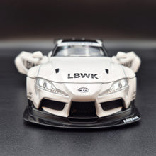 Load image into Gallery viewer, Explorafind 2023 Toyota Supra GT4 White 1:24 Die Cast Race Car