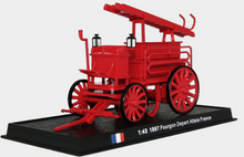 Load image into Gallery viewer, Amercom 1897 Fourgon Depart Allele France Horse-Drawn Fire-Pumper & Utility Wagon 1:43
