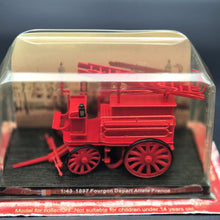 Load image into Gallery viewer, Amercom 1897 Fourgon Depart Allele France Horse-Drawn Fire-Pumper & Utility Wagon 1:43