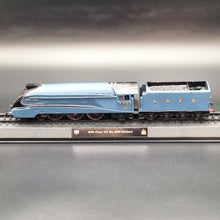 Load image into Gallery viewer, Amercom 1938 LNER Class A4 No. 4468 "Mallard" OO Scale Diecast Train Model Great British Locomotives Series