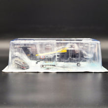 Load image into Gallery viewer, Amercom 1964 Sikorsky UH-34D Choctaw French Naval Aviation 1:72 Diecast Helicopter Model