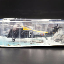 Load image into Gallery viewer, Amercom 1964 Sikorsky UH-34D Choctaw French Naval Aviation 1:72 Diecast Helicopter Model