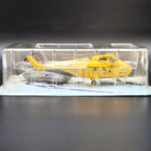 Load image into Gallery viewer, Amercom 1976 Westland Whirlwind HAR.10 RAF Rescue UK 1:72 Diecast Helicopter Model