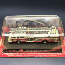 Load image into Gallery viewer, Amercom 2005 Quint Pierce Aerial and Pump Fire Engine "Bohemia Fire Dept" 1:87 Die Cast Model