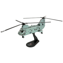 Load image into Gallery viewer, Amercom 2010 Boeing Vertol CH-46E Sea Knight US Marine 1:72 Diecast Helicopter