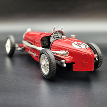 Load image into Gallery viewer, Bburago 1934 Bugatti Type 59 Red #3005 1:18 Diecast Grand Prix Racing Car
