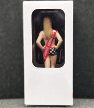 Load image into Gallery viewer, Biante Model Cars – Bathurst 1000 Grid Girl 'Elise' 1:18 Scale Figurine #B180000E
