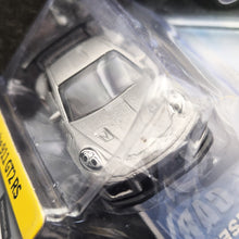Load image into Gallery viewer, Explorafind 2018 Porsche 911 GT2 RS Silver 1:64 Die Cast Car New