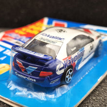 Load image into Gallery viewer, Classic Carlectables 2000 Holden VT Commodore Garry Rogers Motorsport Garth Tander #34 Valvoline 1:64 Model