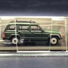 Load image into Gallery viewer, Del Prado 1993 Jeep Grand Cherokee Dark Green 1:43 Del Prado Collection Diecast Model