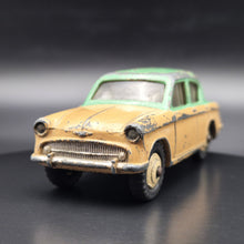 Load image into Gallery viewer, Dinky Toys 1958 Hillman Minx Saloon Series 2 Pale Green/Tan #175 1:43 Die Cast Model