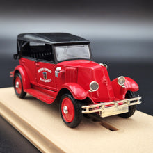 Load image into Gallery viewer, Eligor 1927 Renault NN Torpedo Capote Fire Service Car #1040 Red 1/43 Diecast Model