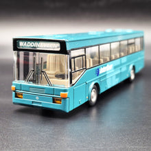 Load image into Gallery viewer, Hongwell Cararama 1995 Mercedes-Benz 0405 Interliner Bus 1:60 Diecast