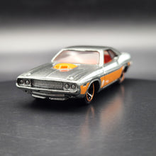 Load image into Gallery viewer, Hot Wheels 2024 1970 Dodge Hemi Challenger Grey Mopar 5 Pack Exclusive