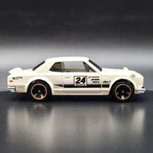 Load image into Gallery viewer, Hot Wheels 2024 1971 Nissan Skyline H/T2000 GT-R White Ivory Multipack Exclusive