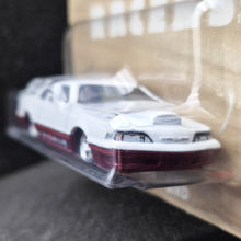 Load image into Gallery viewer, Hot Wheels 2025 1988 Ford T-Bird White Salt Flat Racers 5/5 New