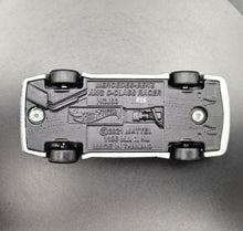 Load image into Gallery viewer, Hot Wheels 2022 1994 AMG-Mercedes C Class DTM Touring Car Silver Deutschland Design 5/5