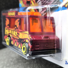 Load image into Gallery viewer, Hot Wheels 2025 Quick Bite Maroon #149 Fast Foodie 3/5 New Long Card