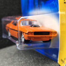 Load image into Gallery viewer, Hot Wheels 2006 '70 Dodge Hemi Challenger Orange #29 2006 First Editions