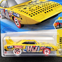 Load image into Gallery viewer, Hot Wheels 2025 '70 Plymouth Superbird Yellow #87 HW Art Cars 7/10 New Long Card
