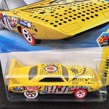 Load image into Gallery viewer, Hot Wheels 2025 '70 Plymouth Superbird Yellow #87 HW Art Cars 7/10 New Long Card