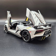 Load image into Gallery viewer, Explorafind 2023 Lamborghini Aventador SVJ 63 Satin Grey 1:24 Die Cast Car