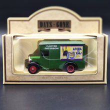 Load image into Gallery viewer, Lledo Days Gone 1934 Dennis Parcels Van Carter Paterson - Atora for Xmas DG16027