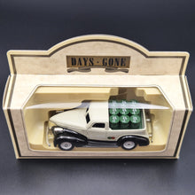 Load image into Gallery viewer, Lledo Days Gone 1939 Chevrolet Pick Up Duckham’s Oils Cream DG36004