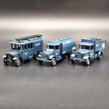 Load image into Gallery viewer, Lledo RAF Ground Crew Support Set BB1003 Diecast Model Set - 3 x Vehicles Battle Of Britain
