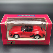 Load image into Gallery viewer, Maisto 1989 Porsche 911 Speedster Red #21008 1:38 Die Cast Car