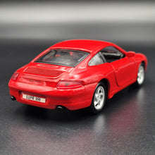 Load image into Gallery viewer, Maisto 1997 Porsche 911 (993) Carrera Red #21008 1:38 Die Cast Car