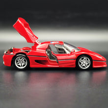 Load image into Gallery viewer, Maisto 1997 Ferrari F50 Red 1:24 Diecast Car 1997 Qantas Australian Grand Prix - Melbourne