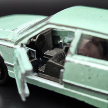 Load image into Gallery viewer, Majorette 1989 Renault 25 Pale Green #222 200 Series