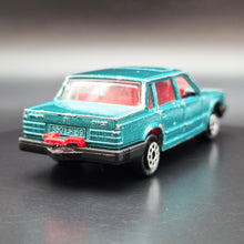 Load image into Gallery viewer, Majorette 1989 Volvo 760 GLE Dark Green #230 200 Series