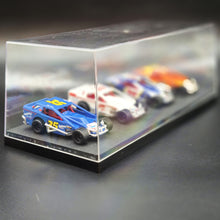 Load image into Gallery viewer, Matchbox 1993 Dirt Racer DIRT Super Stars Series Speedway Cars 4 Car Display Case