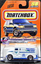 Load image into Gallery viewer, Matchbox 2000 International Armored Car Light Grey #58 Speedy Delivery Long Card