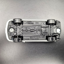 Load image into Gallery viewer, Matchbox 2022 Toyota Prius Taxi White MBX City Drivers 5 Pack Exclusive