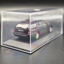 Load image into Gallery viewer, Minichamps 1997 Ford Mondeo Turnier MkII Estate Wagon Purple #433 06312 1:43 Diecast Model